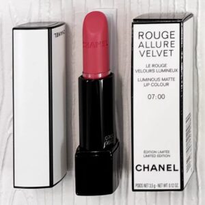 CHANEL BARRA DE LABIOS ROUGE ALLURE VELVET LUMINOUS MATTE LIP COLOR 07:00 EDICION LIMITADA 3,5 GRAMOS REGULAR